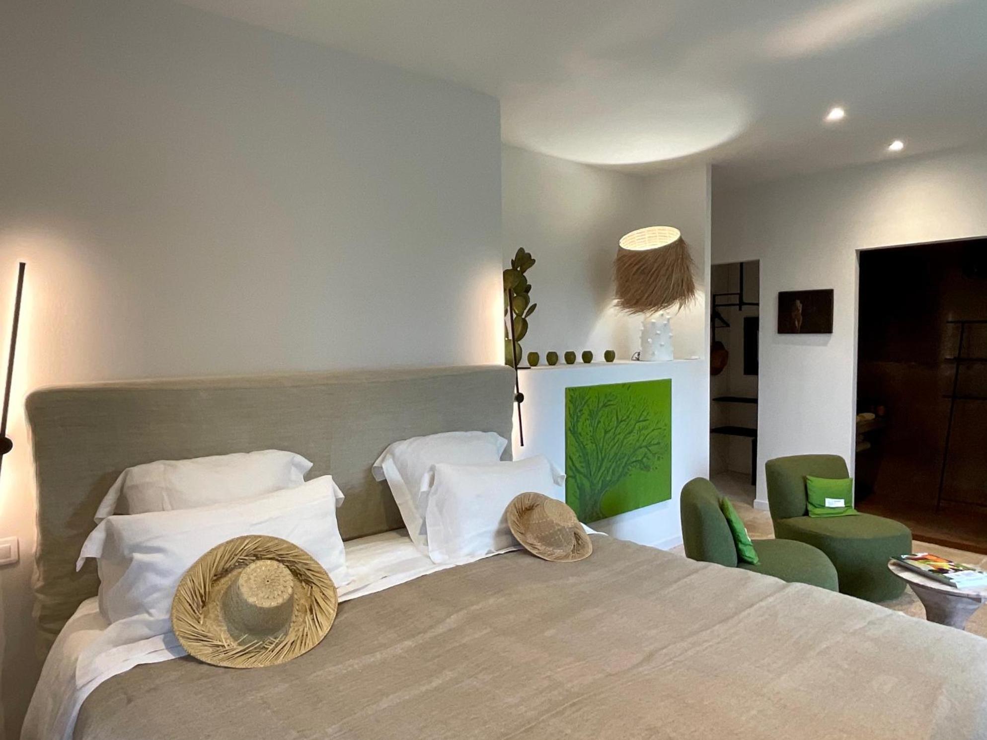Provence Km28 Bed & Breakfast Gordes Eksteriør bilde